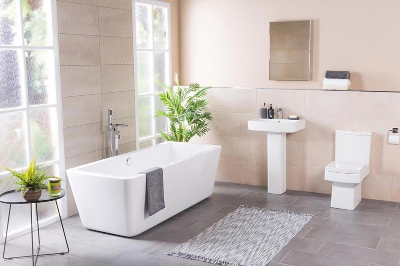 Modern Bathroom Style With Plants